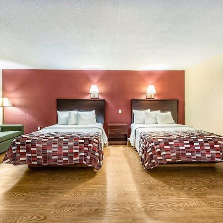 Red Roof Inn & Suites Wapakoneta Luaran gambar